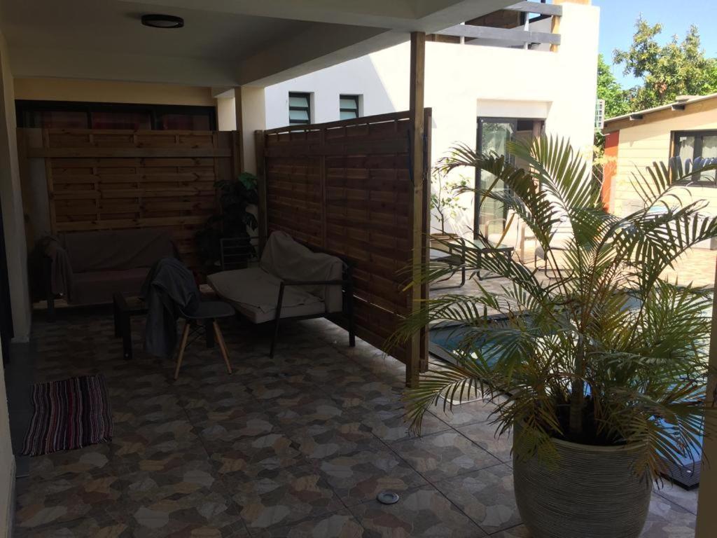 סן-אנדרה Nicole Residence Avec Piscine Chauffee & Jacuzzi מראה חיצוני תמונה