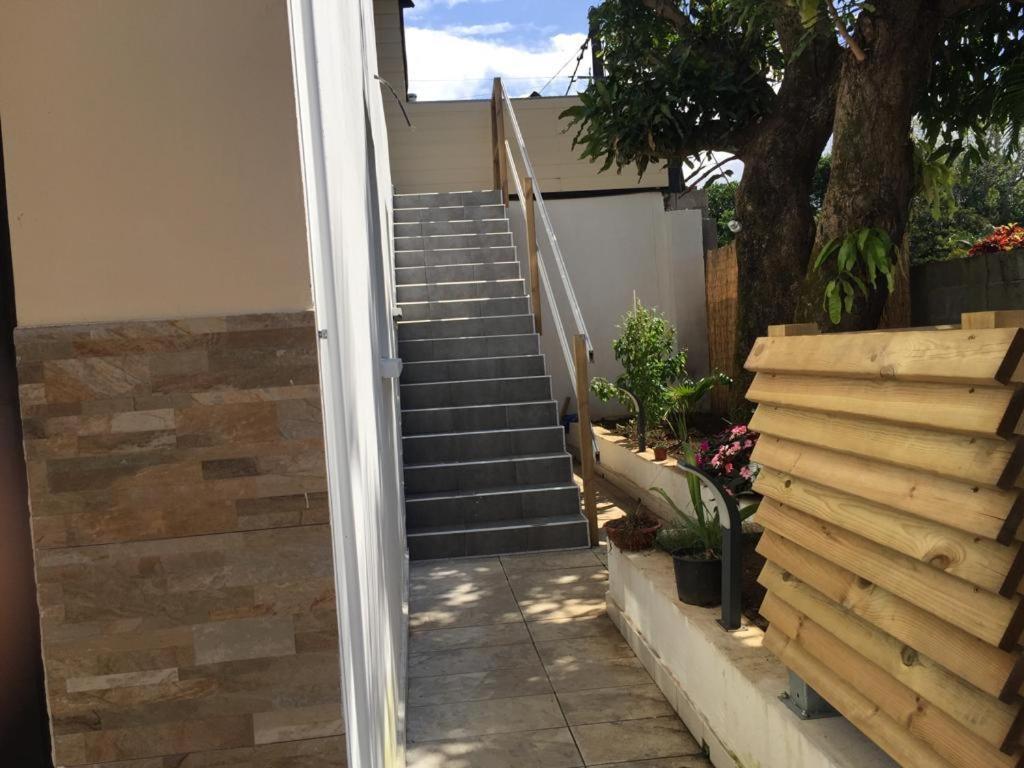 סן-אנדרה Nicole Residence Avec Piscine Chauffee & Jacuzzi מראה חיצוני תמונה