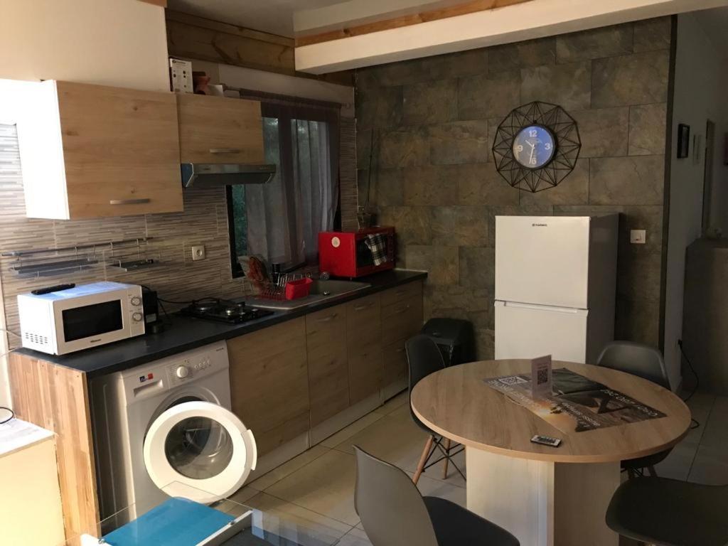 סן-אנדרה Nicole Residence Avec Piscine Chauffee & Jacuzzi מראה חיצוני תמונה